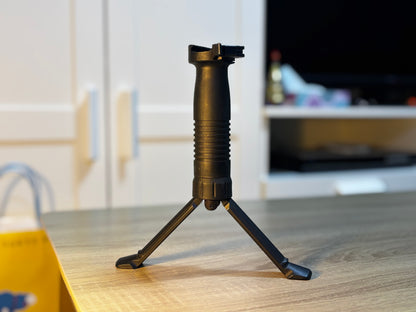 【中古・実物】B&T Unigrip QD バイポッドグリップ｜陸上自衛隊 20式小銃採用モデル