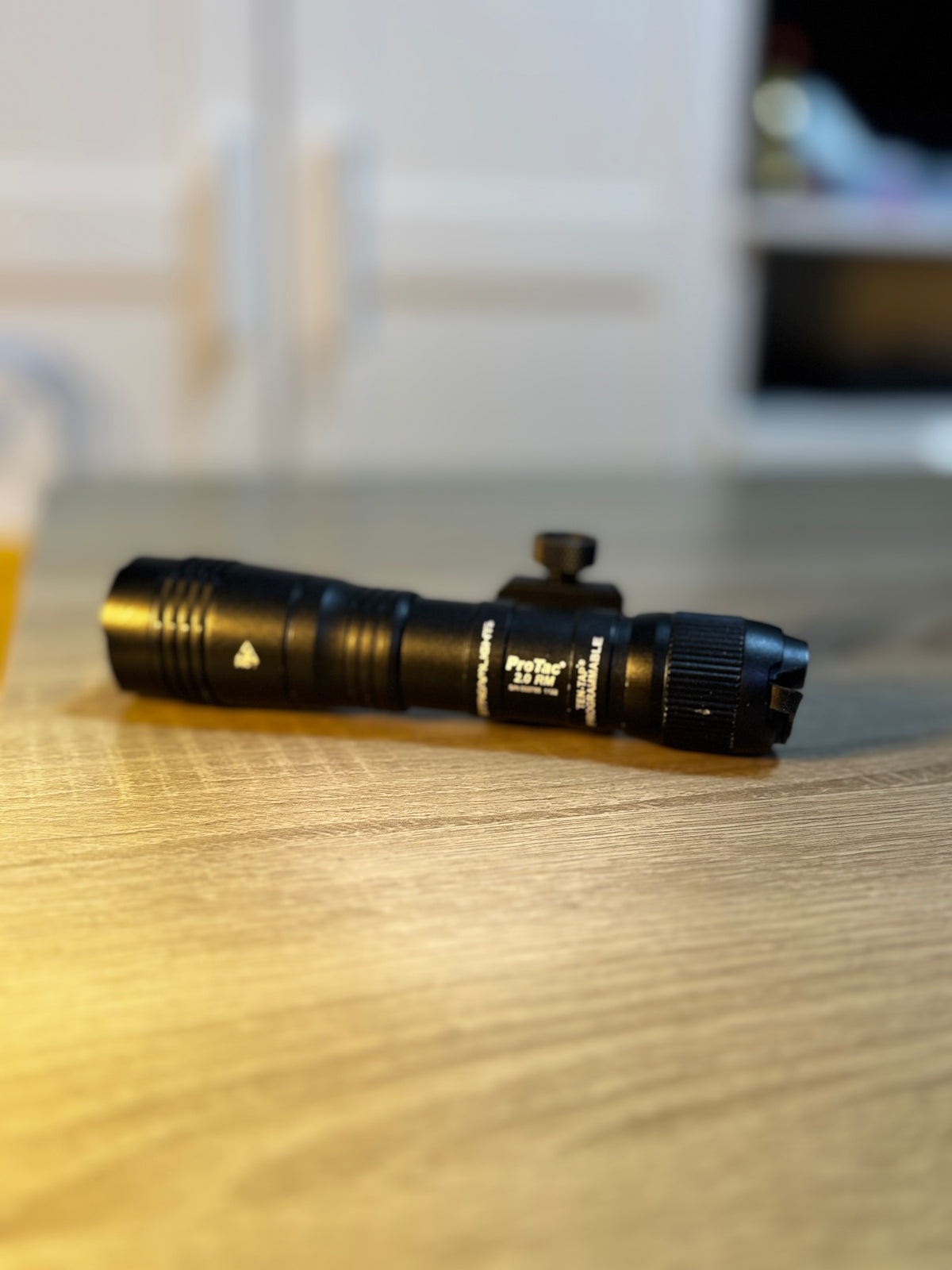 【中古】Streamlight ProTac 2.0 Rail Mount ウェポンライト｜2000ルーメン・充電式